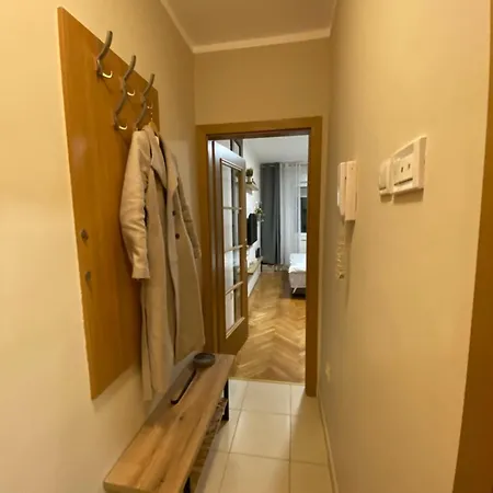 Art Zone Iii Apartamento Podgorica