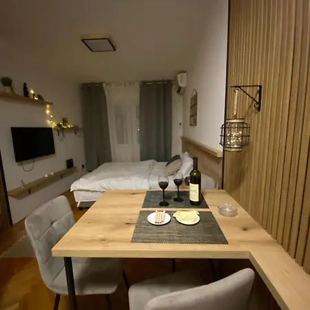 Art Zone Iii Apartamento