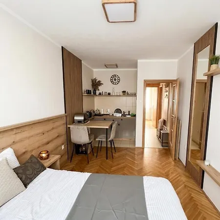 Apartamento Art Zone Iii Podgorica